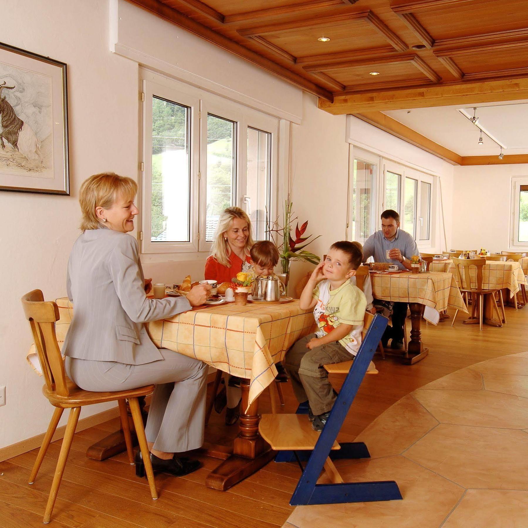 Hotel Viktoria-Leukerbad-Therme Extérieur photo